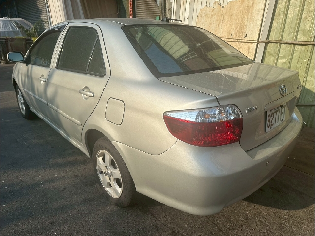 Toyota Vios fotoğraf 4