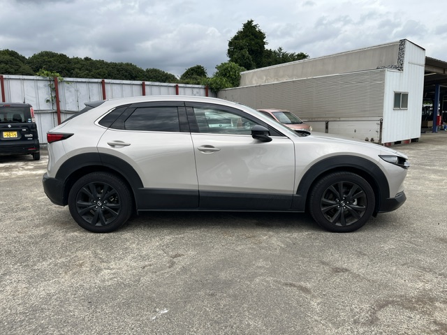Mazda CX-30 fotoğraf 5