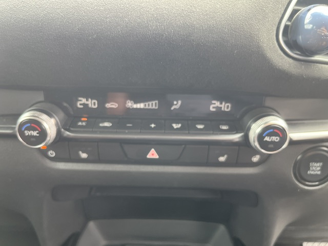 Mazda CX-30 fotoğraf 18