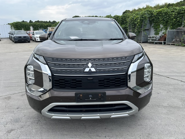Mitsubishi Outlander PHEV fotoğraf 8
