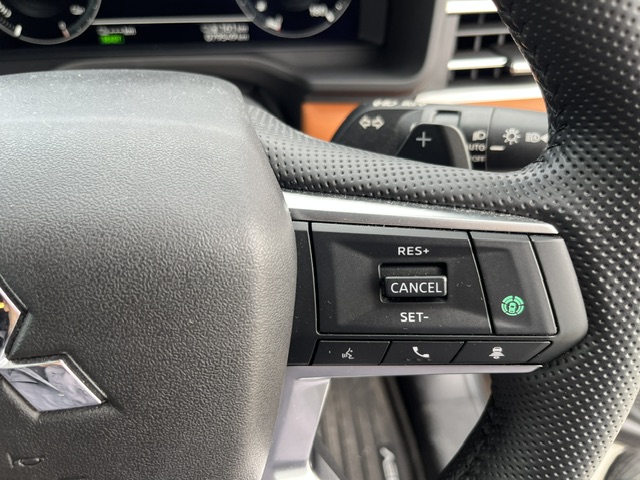 Mitsubishi Outlander PHEV fotoğraf 14