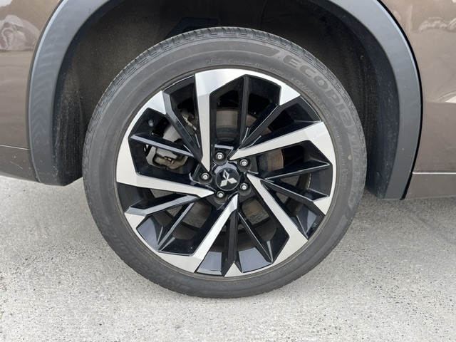 Mitsubishi Outlander PHEV fotoğraf 37