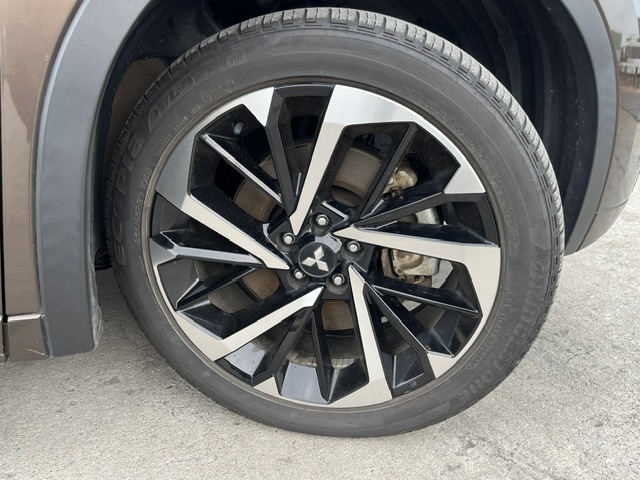 Mitsubishi Outlander PHEV fotoğraf 38