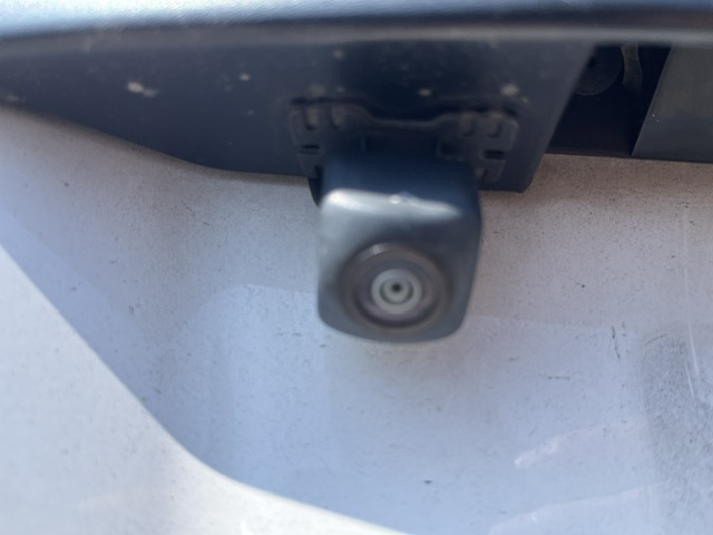 Nissan AD Van photo 17