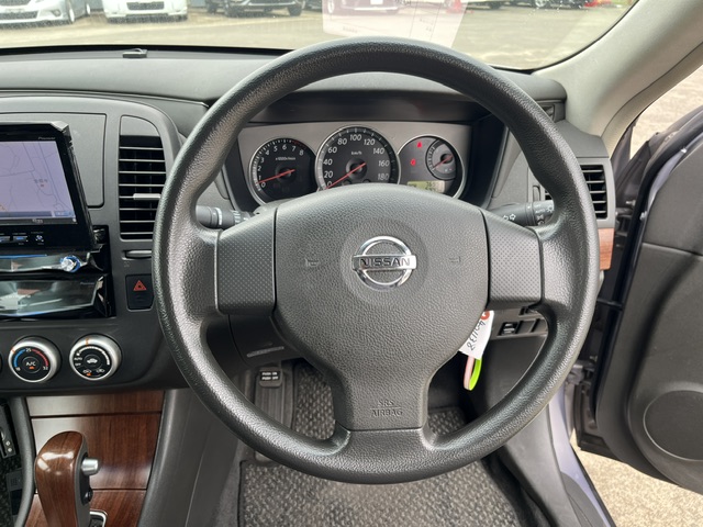 Nissan Bluebird Sylphy fotoğraf 6