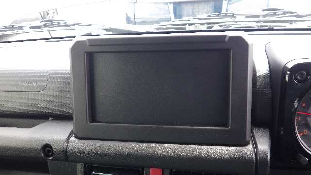 Suzuki Jimny Nomade fotoğraf 10