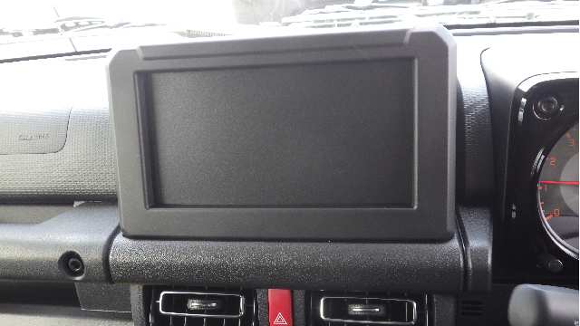 Suzuki Jimny Nomade fotoğraf 10