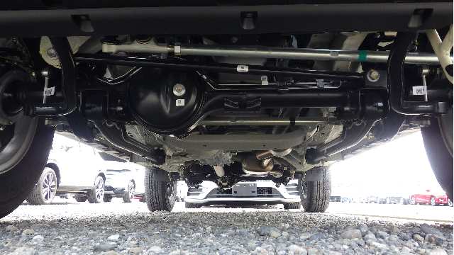 Suzuki Jimny Nomade fotoğraf 14