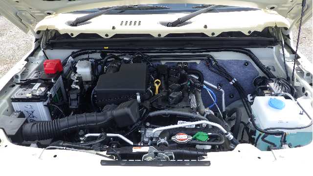 Suzuki Jimny Nomade fotoğraf 17