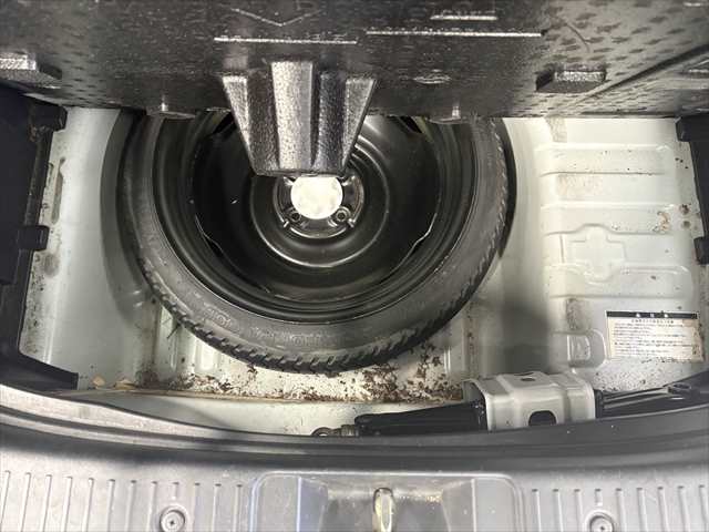 Toyota Ist fotoğraf 18