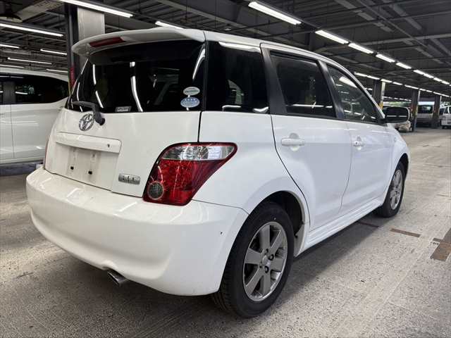 Toyota Ist fotoğraf 4