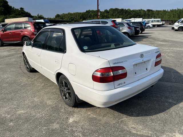 Toyota Corolla fotoğraf 2