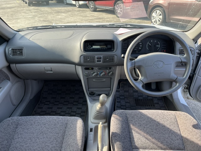 Toyota Corolla fotoğraf 18