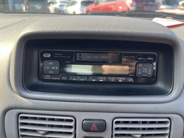 Toyota Corolla fotoğraf 13