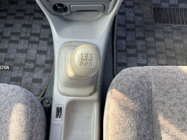 Toyota Corolla fotoğraf 15