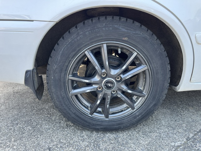 Toyota Corolla fotoğraf 24