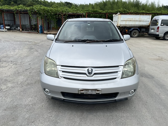 Toyota Ist fotoğraf 8