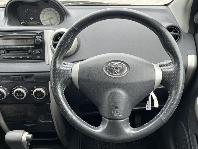 Toyota Ist fotoğraf 11