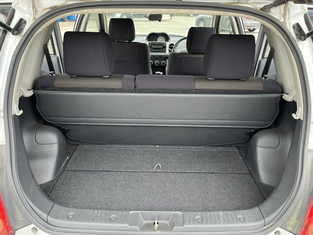 Toyota Ist fotoğraf 21