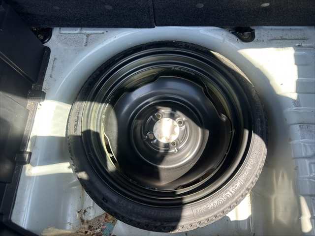 Toyota Ist photo 23