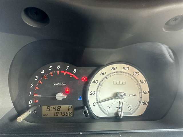 Toyota Ist photo 11
