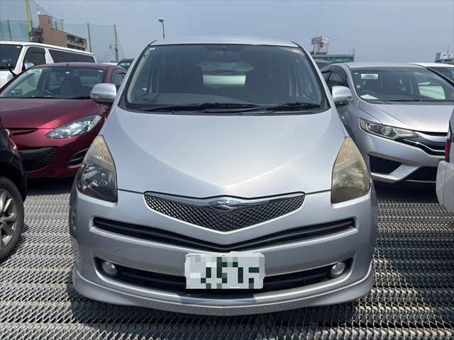 Toyota Ractis fotoğraf 5