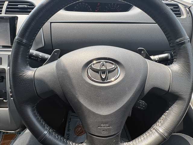 Toyota Ractis fotoğraf 11