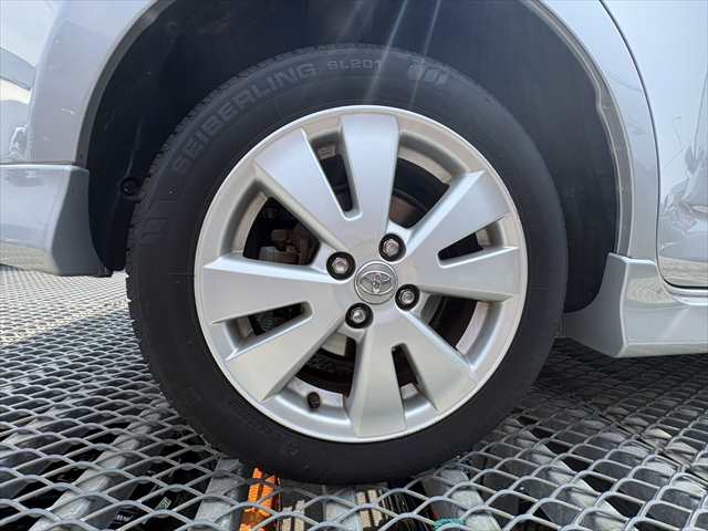 Toyota Ractis fotoğraf 19