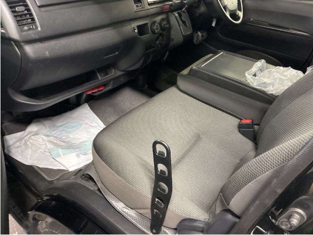 Toyota Hiace Van fotoğraf 14