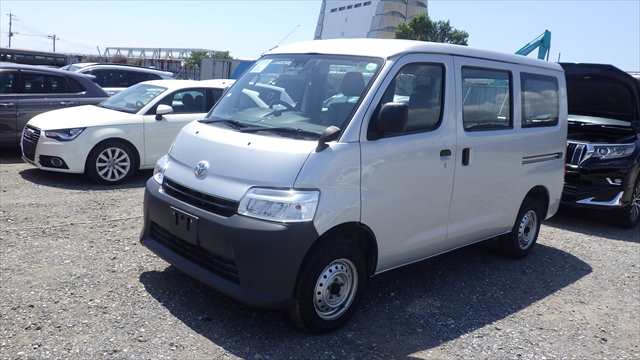 Toyota Townace Van photo 2
