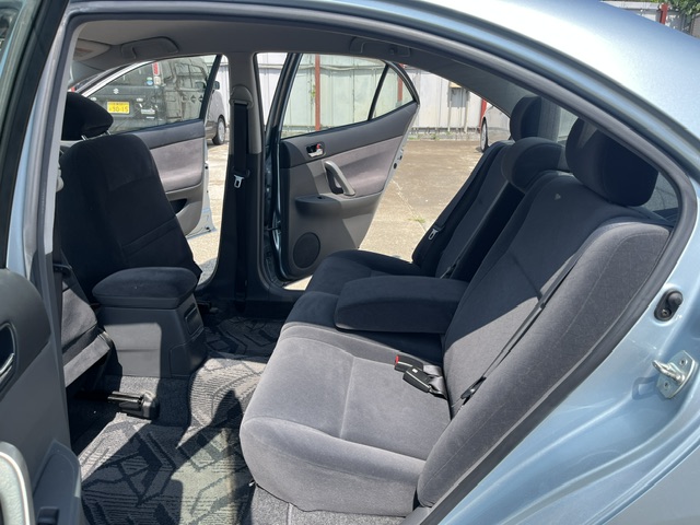Toyota Allion fotoğraf 18