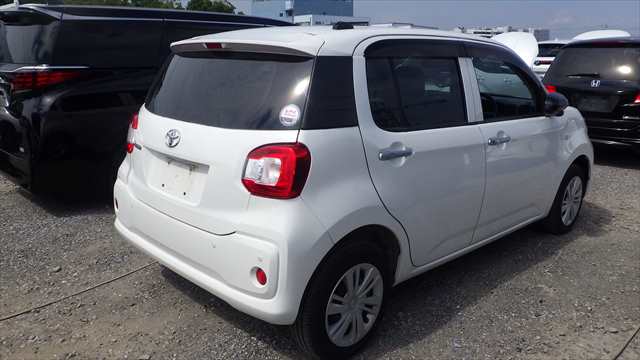 Toyota Passo fotoğraf 4