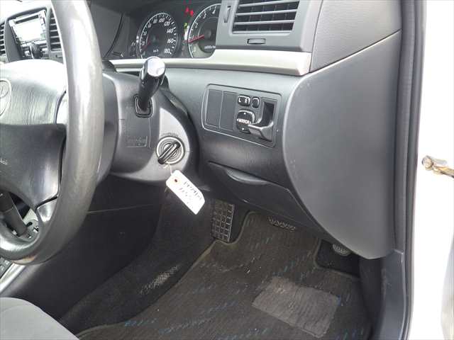 Toyota Corolla Fielder fotoğraf 15