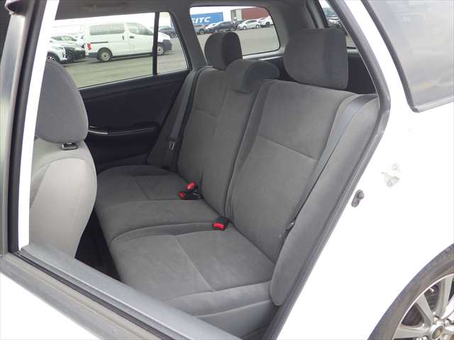 Toyota Corolla Fielder fotoğraf 21