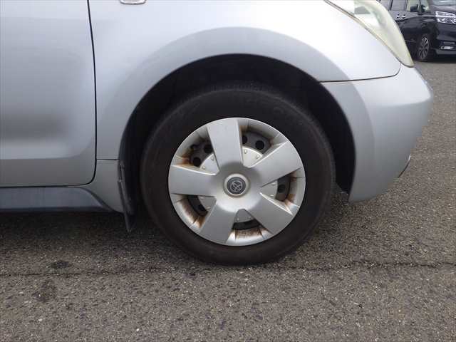 Toyota Ist photo 23