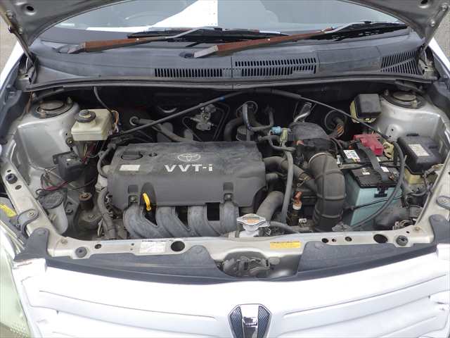 Toyota Ist photo 9