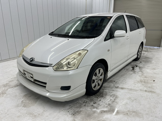Toyota Wish fotoğraf 3