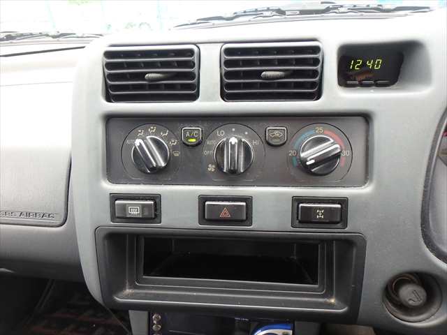 Toyota RAV4 photo 18