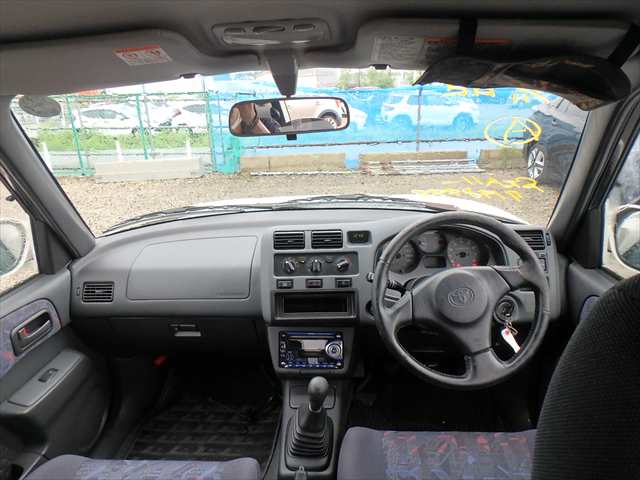 Toyota RAV4 photo 16