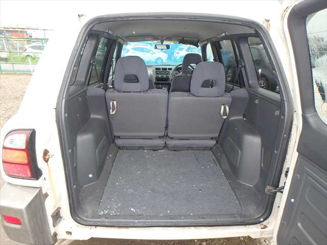 Toyota RAV4 photo 25