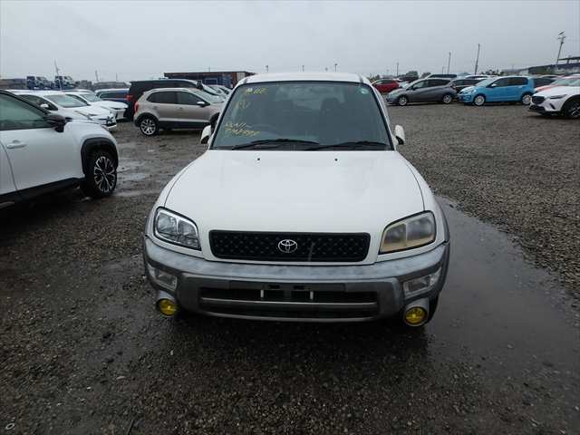 Toyota RAV4 photo 7