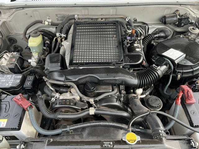 Toyota Land Cruiser Prado photo 9