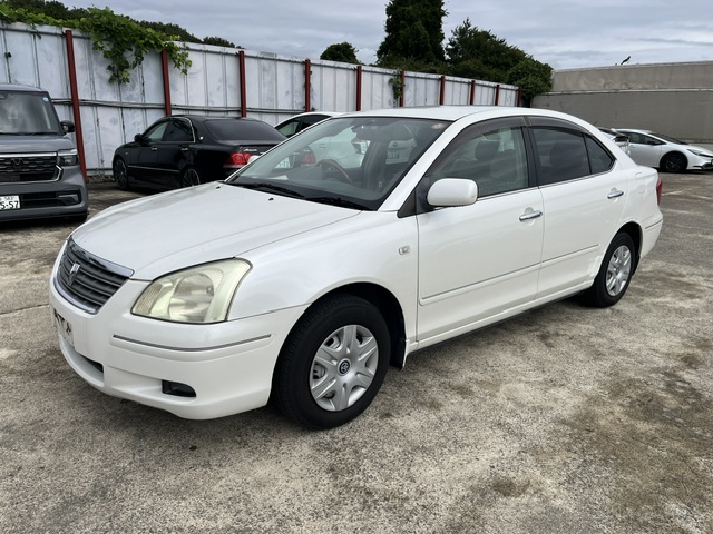 Toyota Premio fotoğraf 3