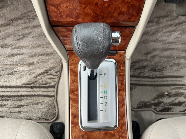 Toyota Premio fotoğraf 14