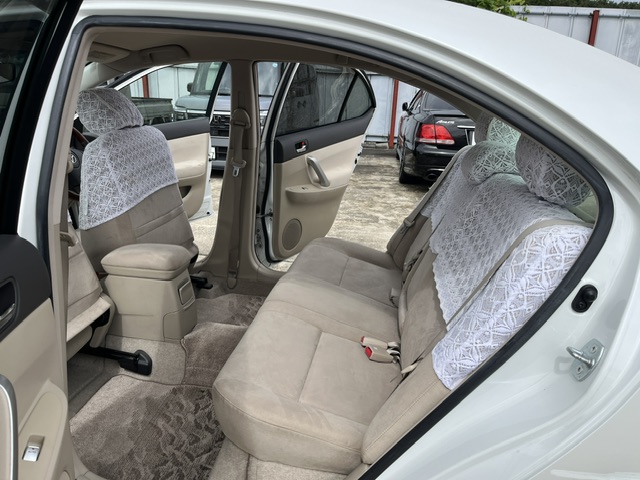Toyota Premio fotoğraf 18