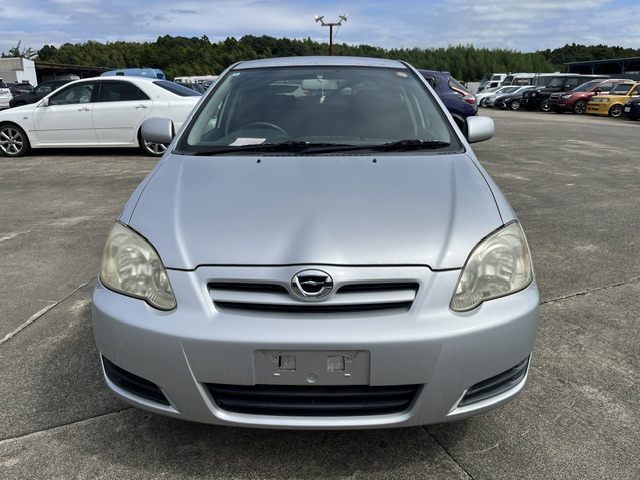 Toyota Corolla Runx fotoğraf 8