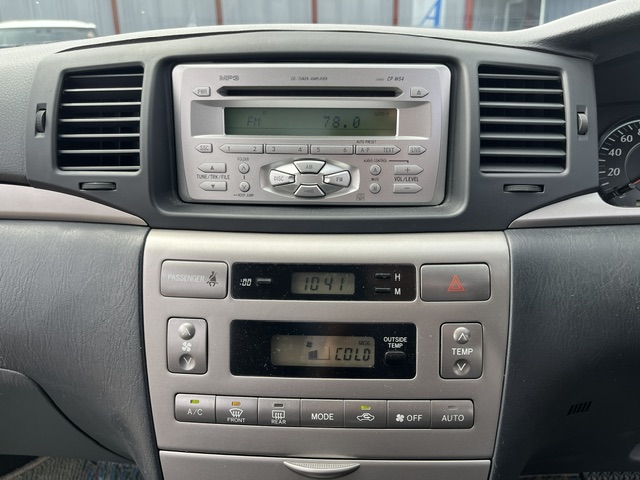 Toyota Corolla Runx fotoğraf 13