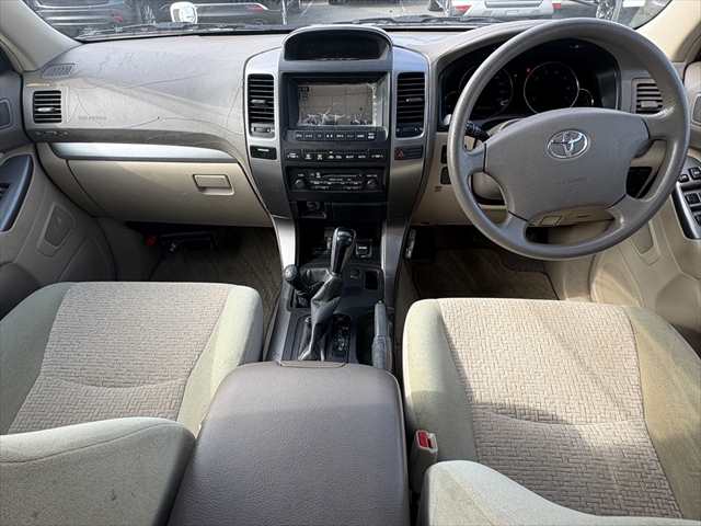 Toyota Land Cruiser Prado fotoğraf 14