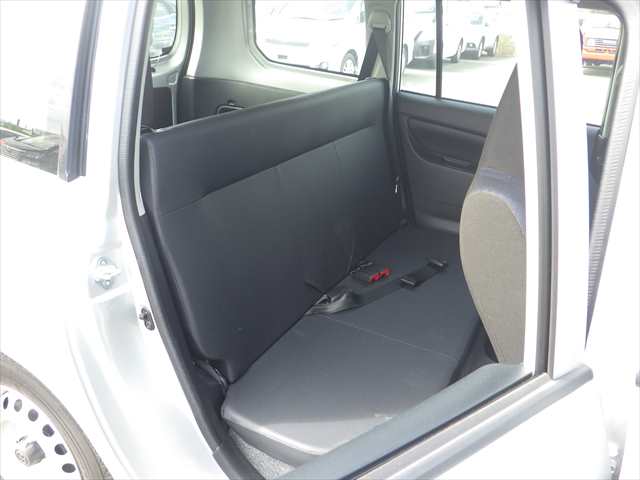 Toyota Probox Van photo 5