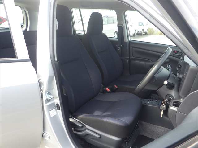 Toyota Probox Van photo 6